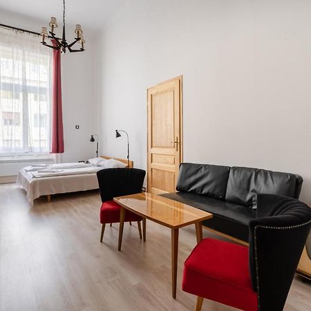 Retro Rebel Mode Apartment Budapest Exterior photo